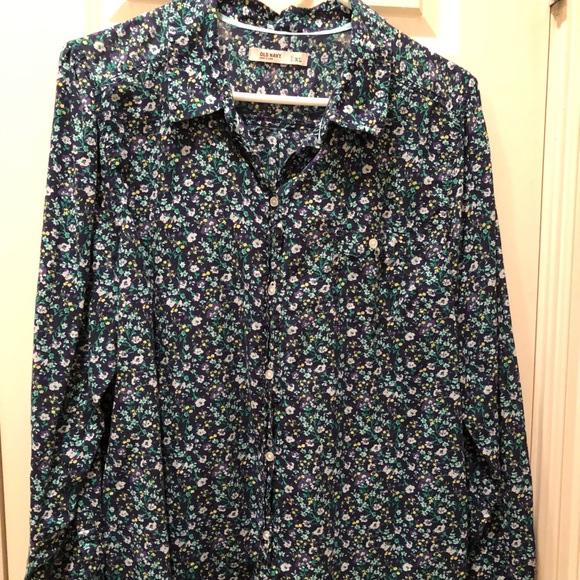 Old Navy Button down - Picture 2 of 5